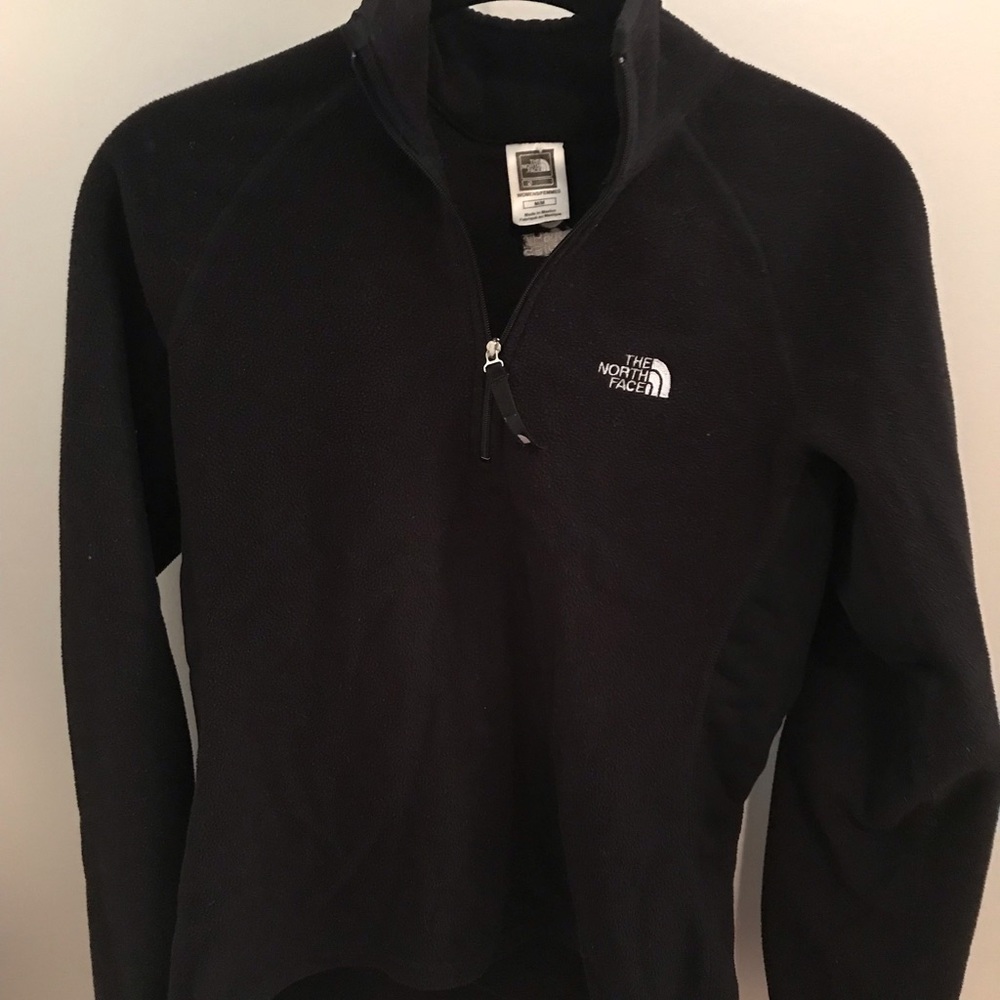 Medium North Face quarter zip